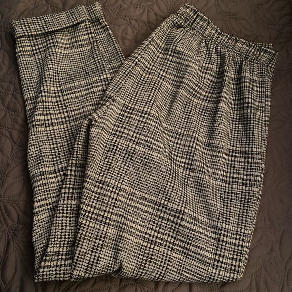 Black and white slack stretch pants - Picture 2 of 2